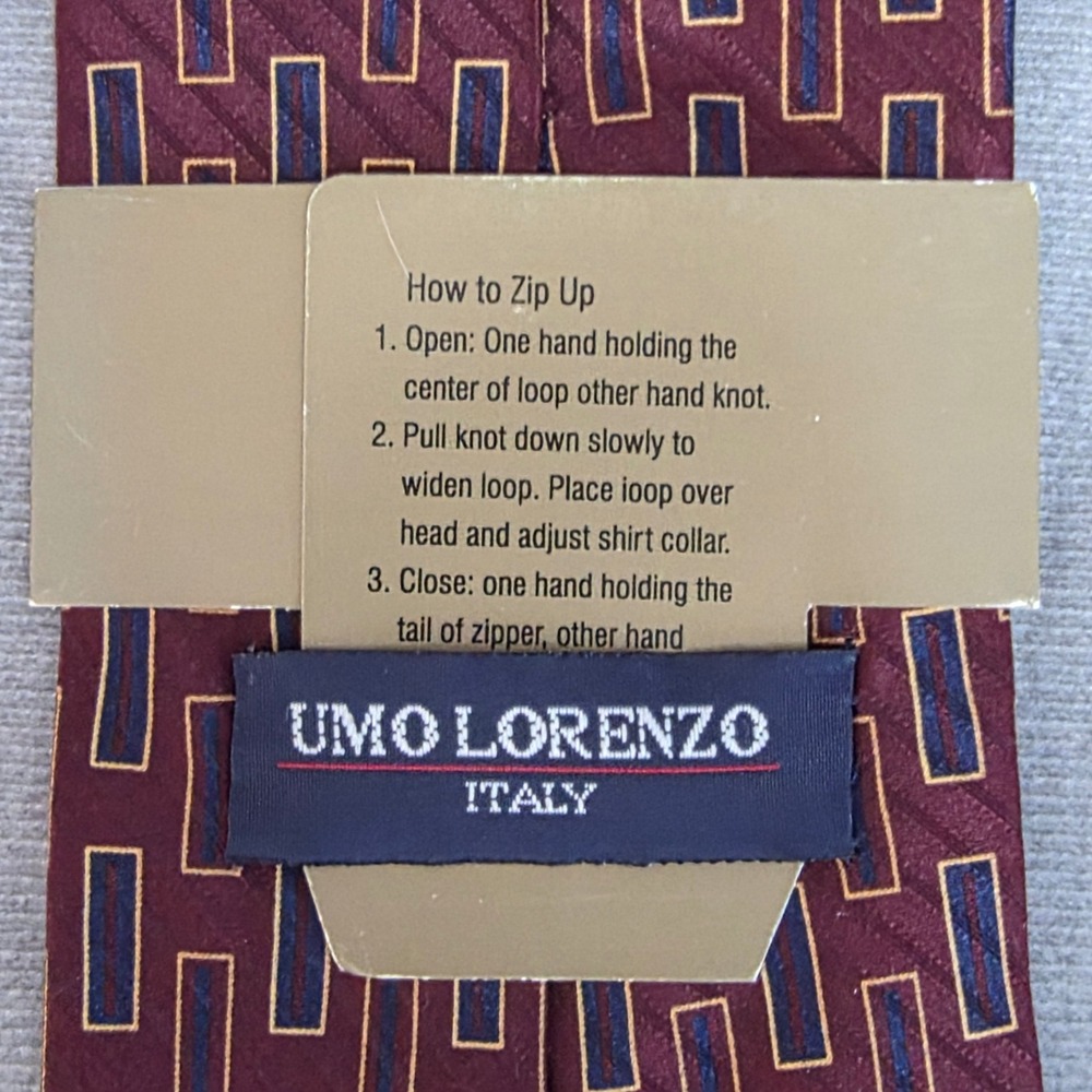 Umo Lorenzo Zip Up Necktie Mens OS Burgundy Geometric Silk Pre-tied Zipper Tie